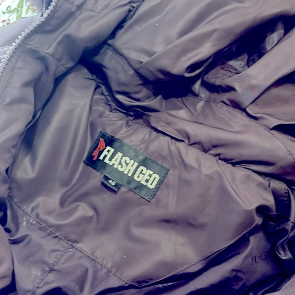 FLASH GEO purple winter puffer jacket size small ✨bundle for $7✨ - Picture 3 of 3